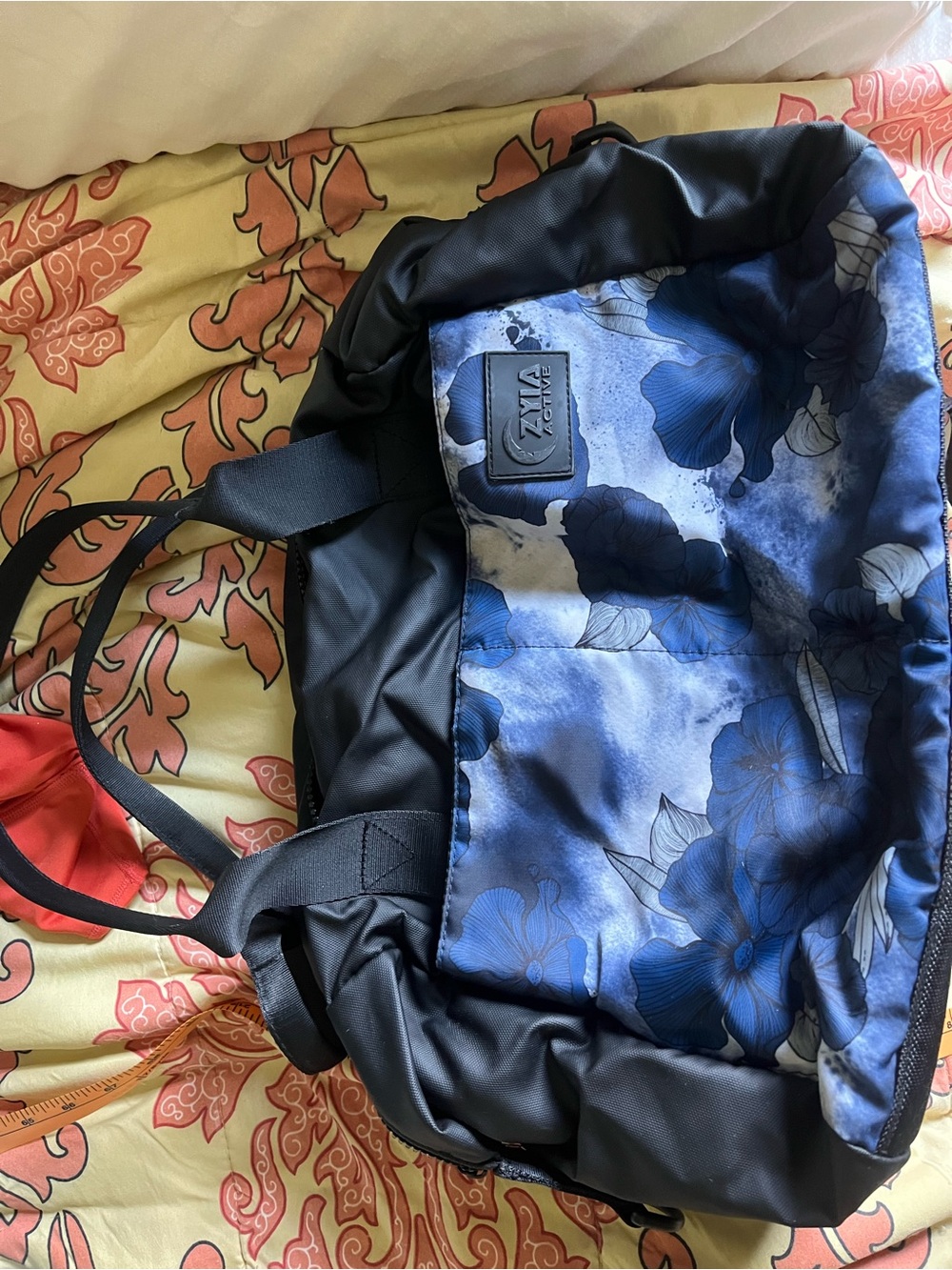 ZYIA floral gym bag